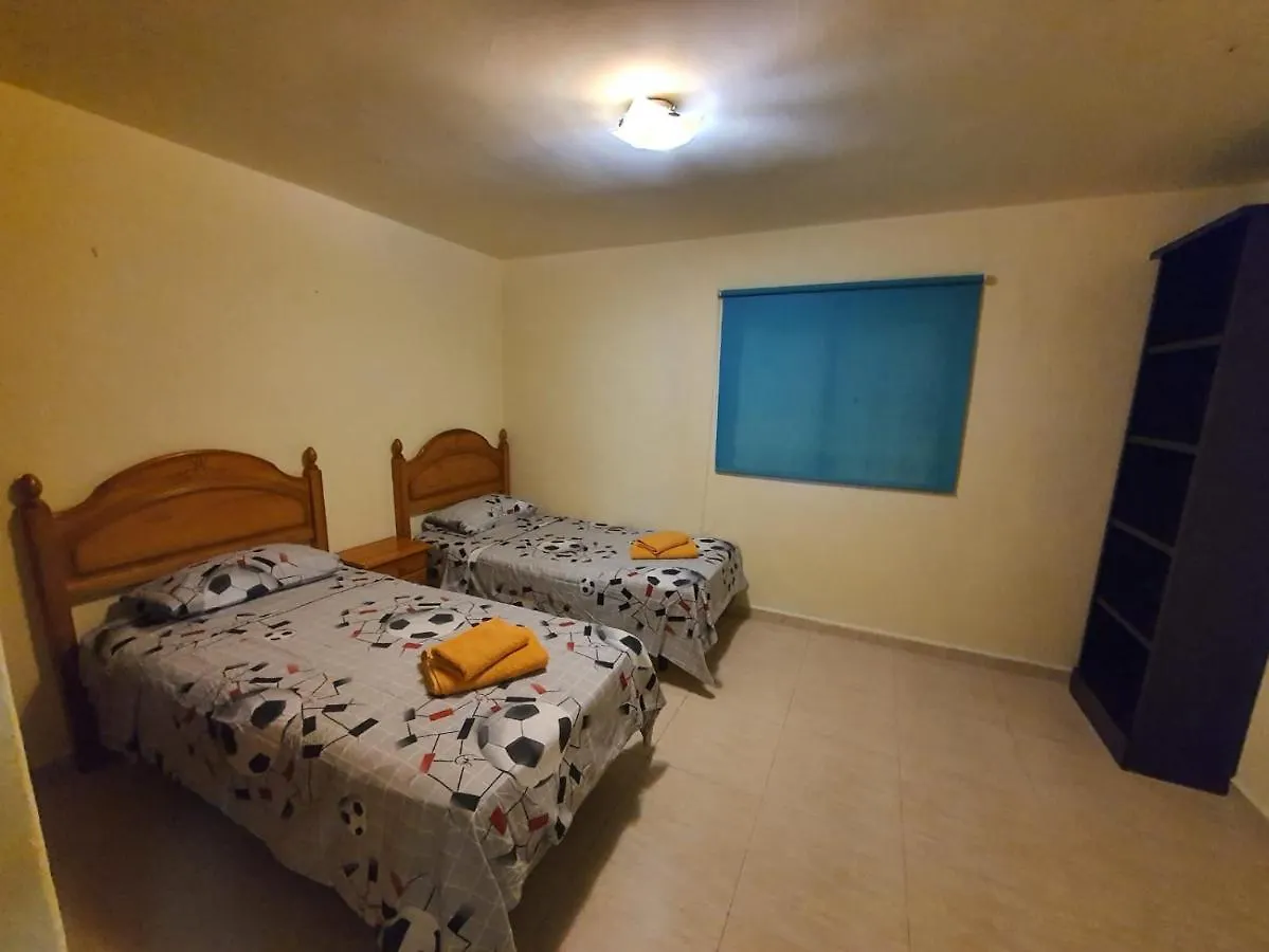 Big Property By The Beach And Natural Pool طوستا ديل سيلونثيو 0*,