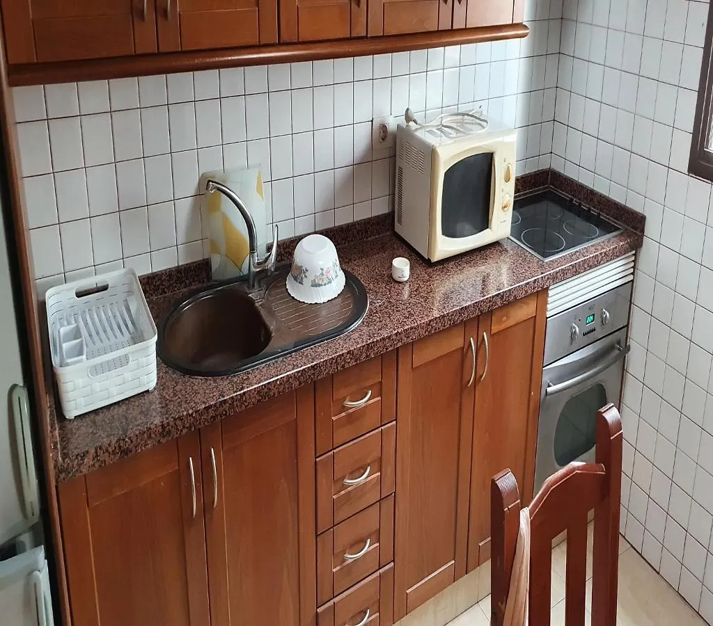 Big Property By The Beach And Natural Pool طوستا ديل سيلونثيو