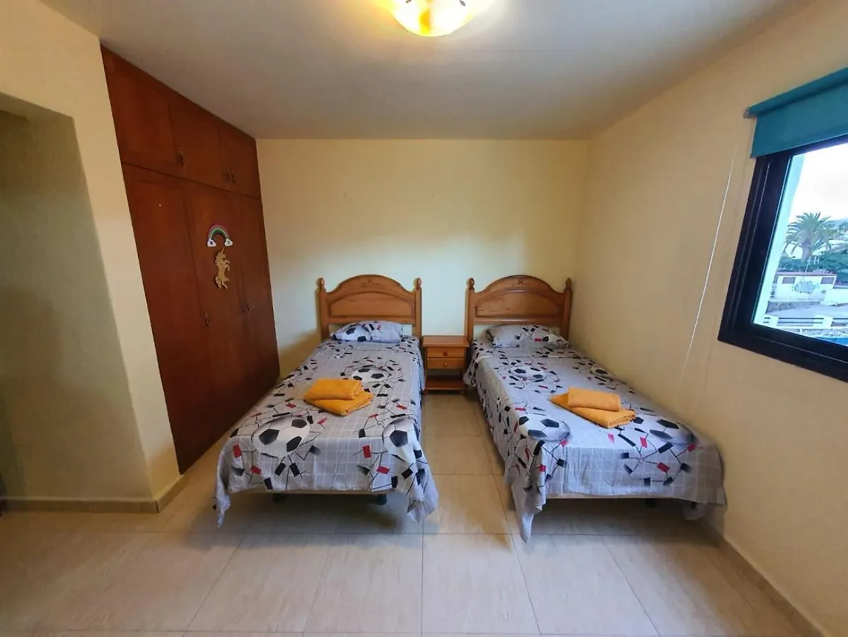 شقة Big Property By The Beach And Natural Pool طوستا ديل سيلونثيو