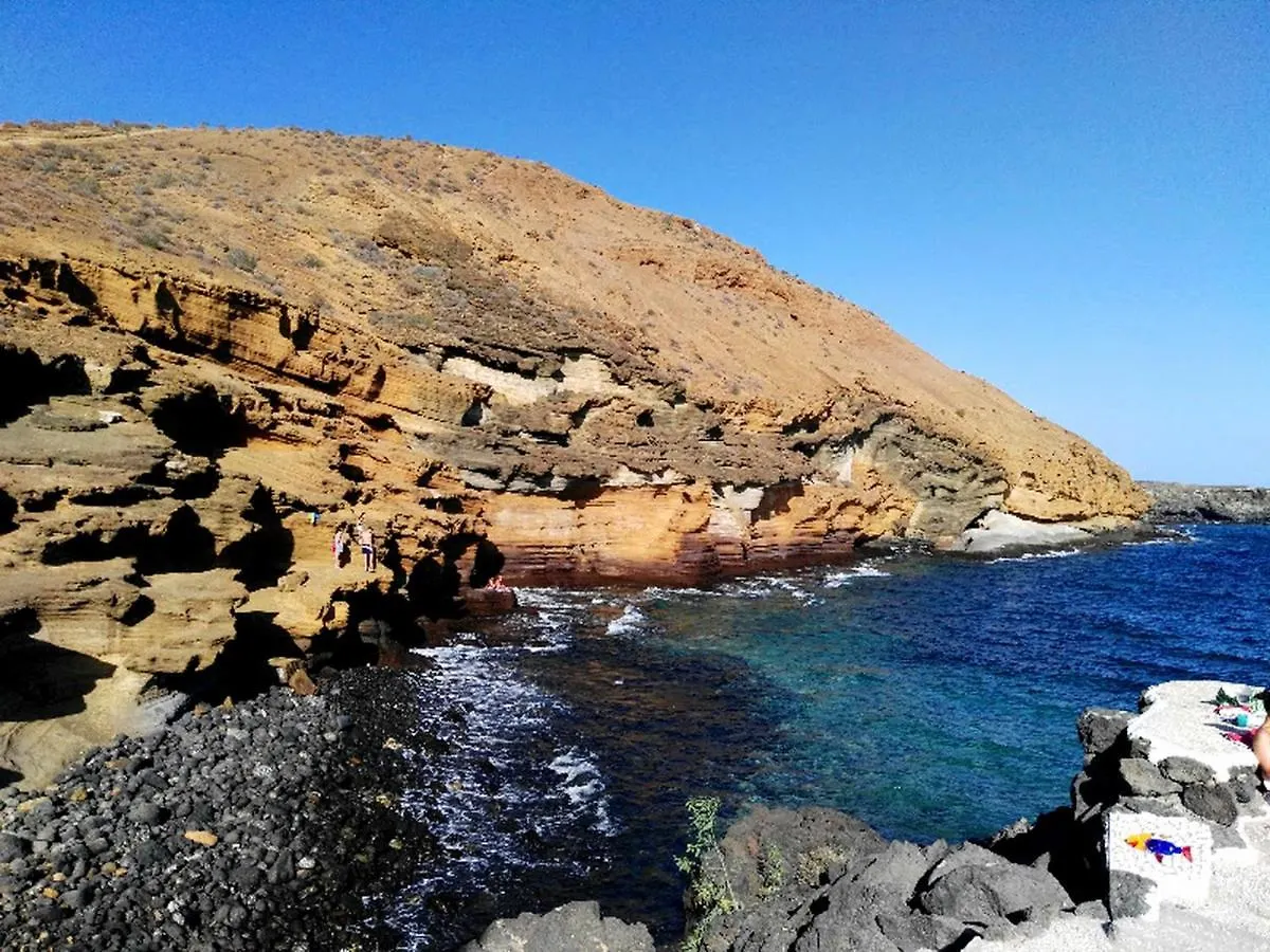 Apartment Big Property By The Beach And Natural Pool Costa Del Silencio