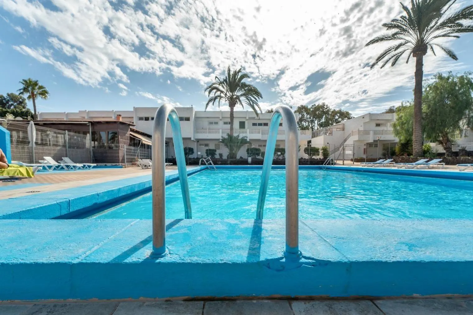 Apartment Big Property By The Beach And Natural Pool Costa Del Silencio