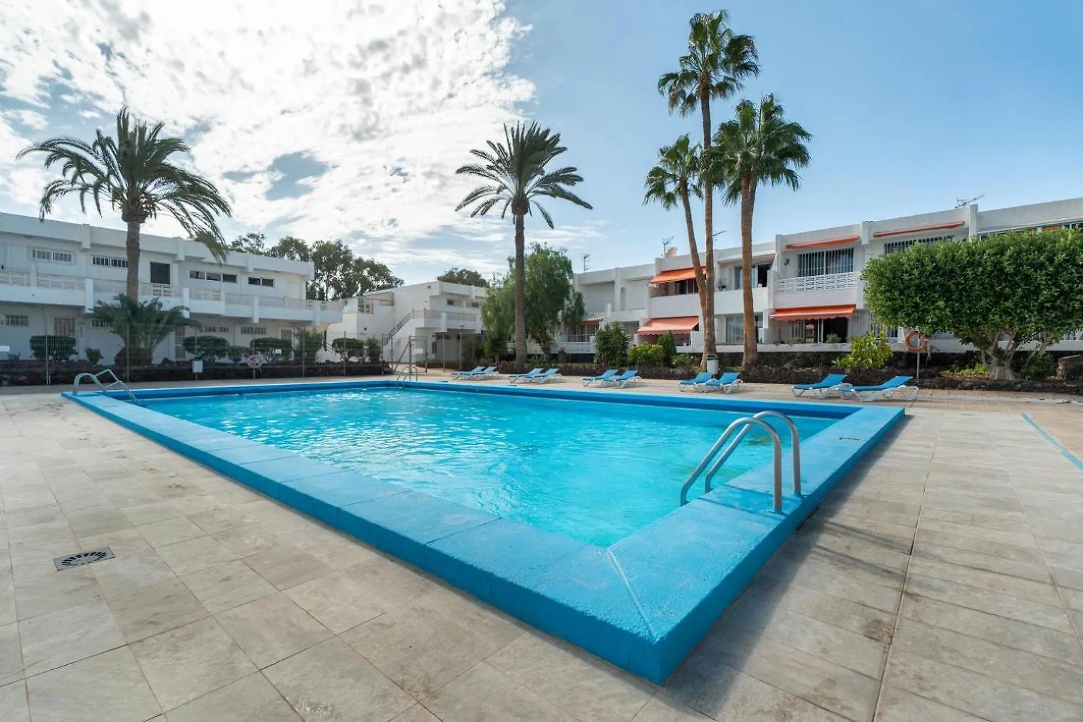 Apartment Big Property By The Beach And Natural Pool Costa Del Silencio